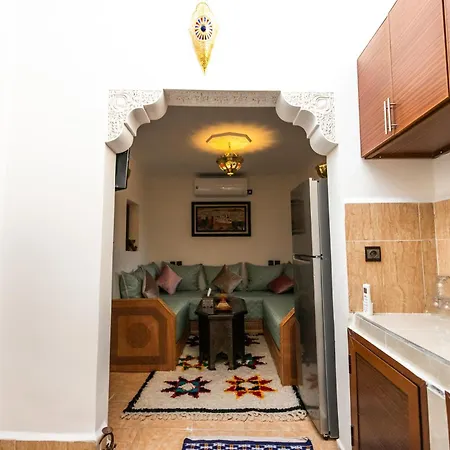 Apartamento Lala Khadeja Zradna Exterior photo